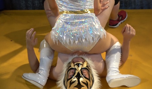 ���؂݂ꂢ�̋R��