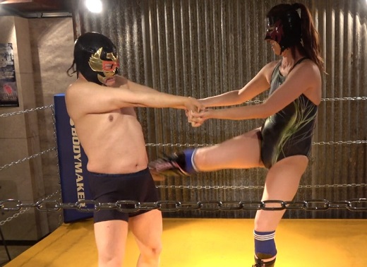 �n�C�^���[���q�R��