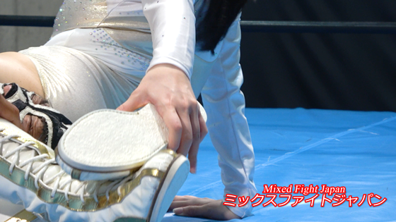 ����݂���Sexyscissors17