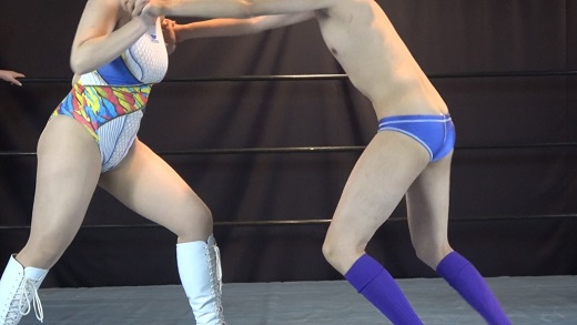 �̊i�ɕ�����