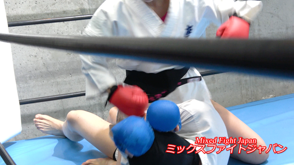 望月あやか空手勝負7