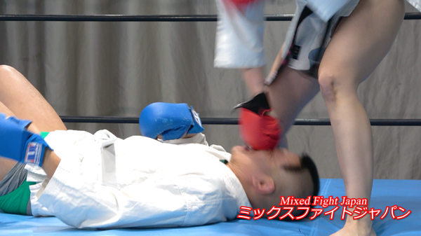 望月あやか空手勝負17