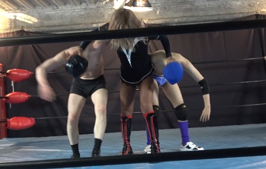 YUNI�����Q������24