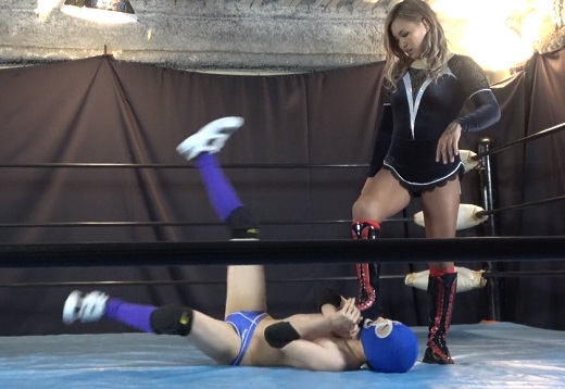 YUNI�����Q������8