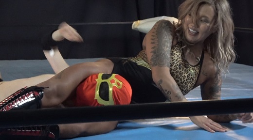 YUNI�����̂l�i��12