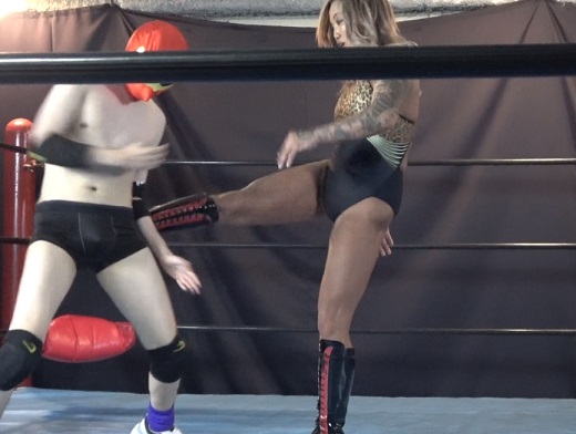 YUNI�����̂l�i��15