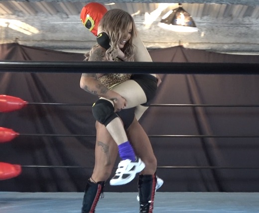 YUNI�����̂l�i��16